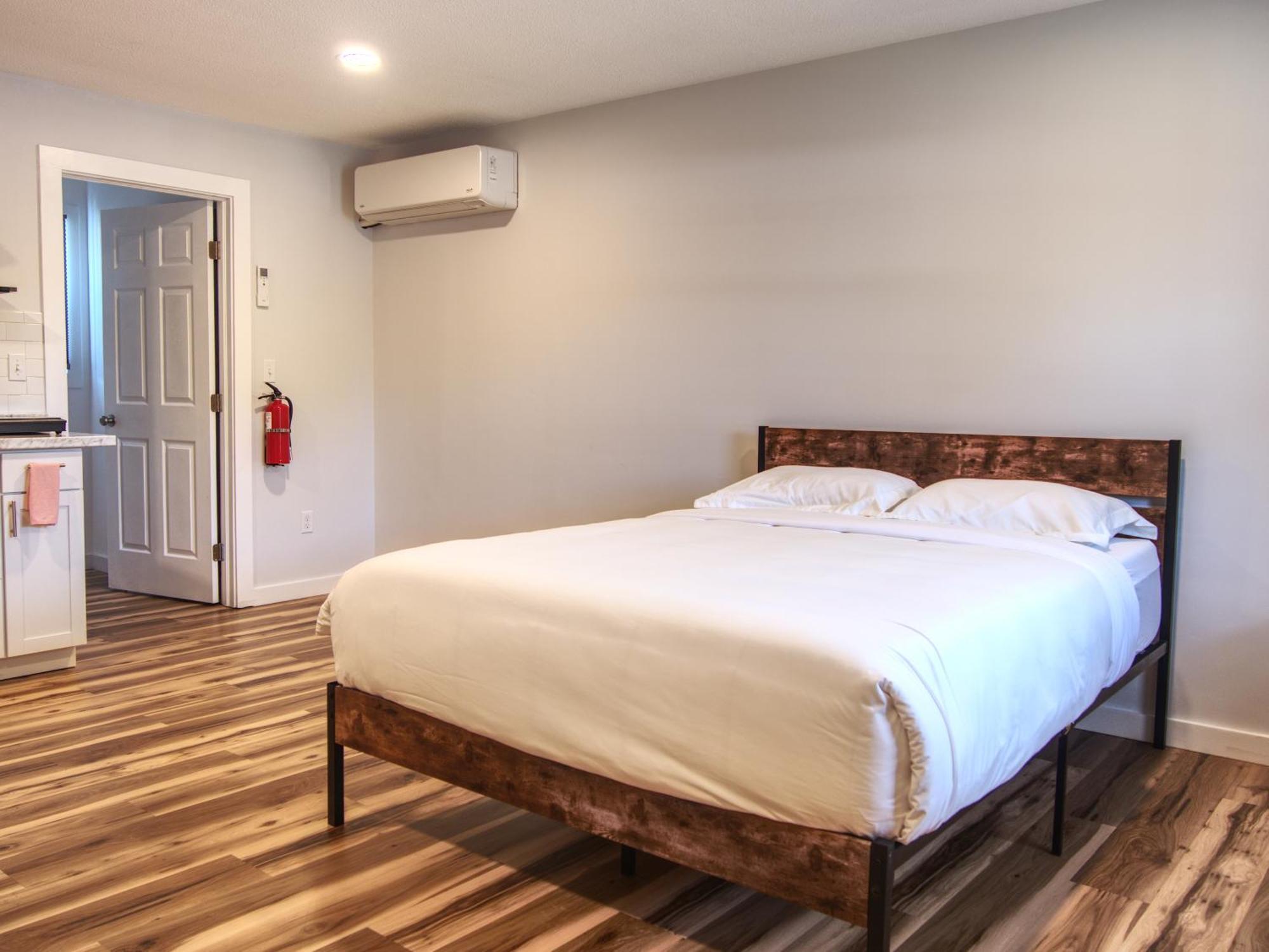Vermont Suites South Burlington Bagian luar foto